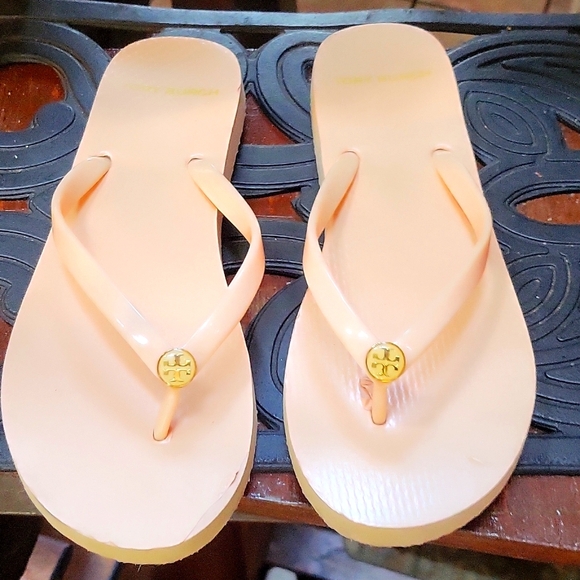 Tory Burch flip flops - Picture 1 of 5